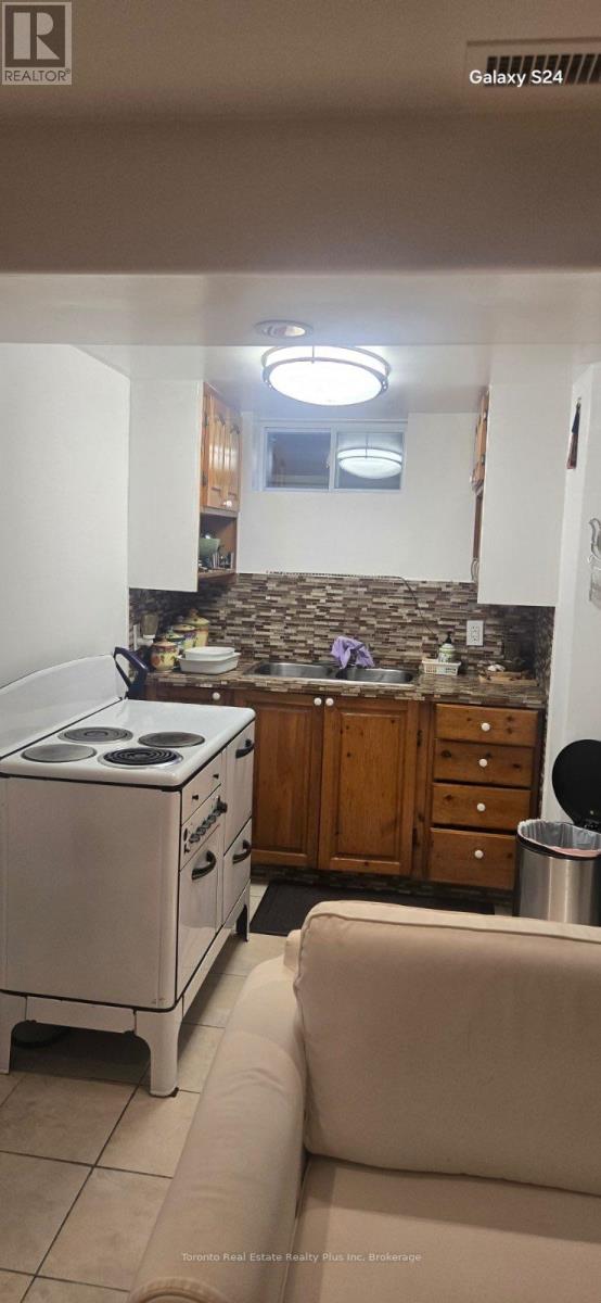 28 Milliken Road, Elliot Lake, Ontario  P5A 1K1 - Photo 31 - X13681142