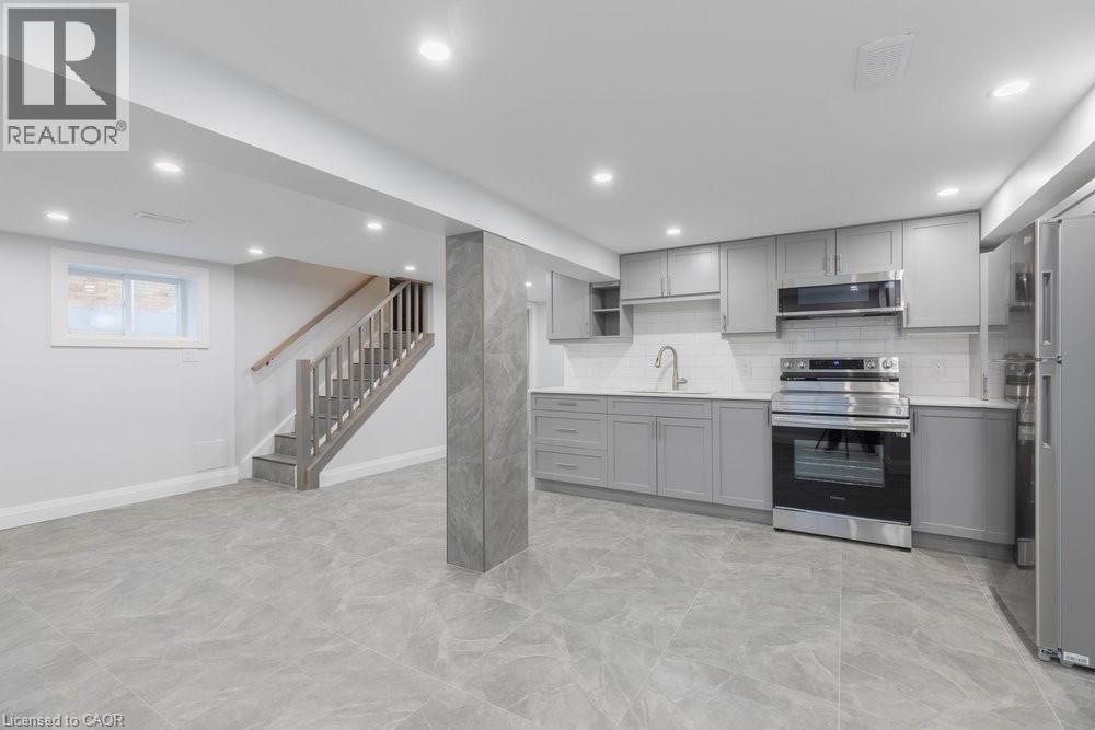 658 Upper Sherman Avenue Unit# 2, Hamilton, Ontario  L8V 3M5 - Photo 2 - 40855786