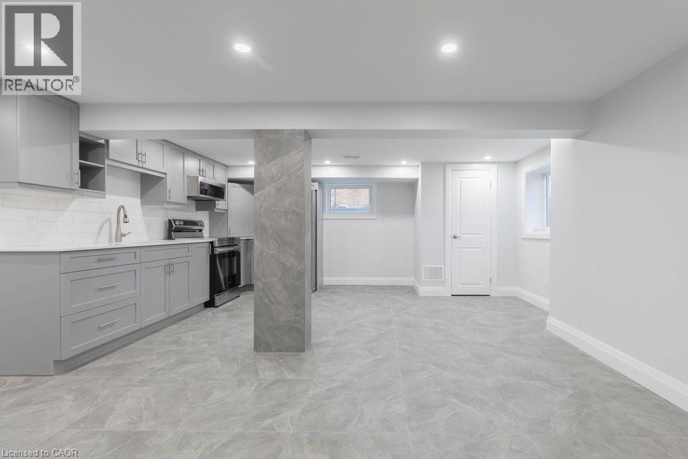 658 Upper Sherman Avenue Unit# 2, Hamilton, Ontario  L8V 3M5 - Photo 4 - 40855786