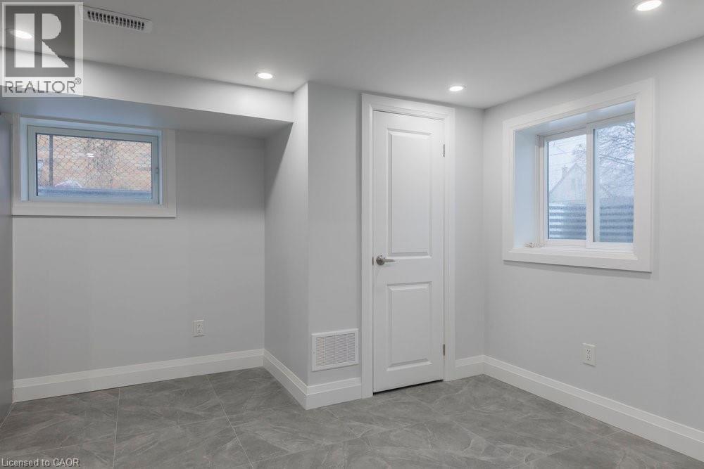 658 Upper Sherman Avenue Unit# 2, Hamilton, Ontario  L8V 3M5 - Photo 8 - 40855786