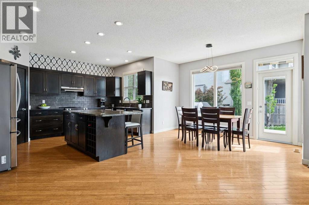 572 West Creek Point, Chestermere, Alberta  T1X 1T3 - Photo 9 - A2321420