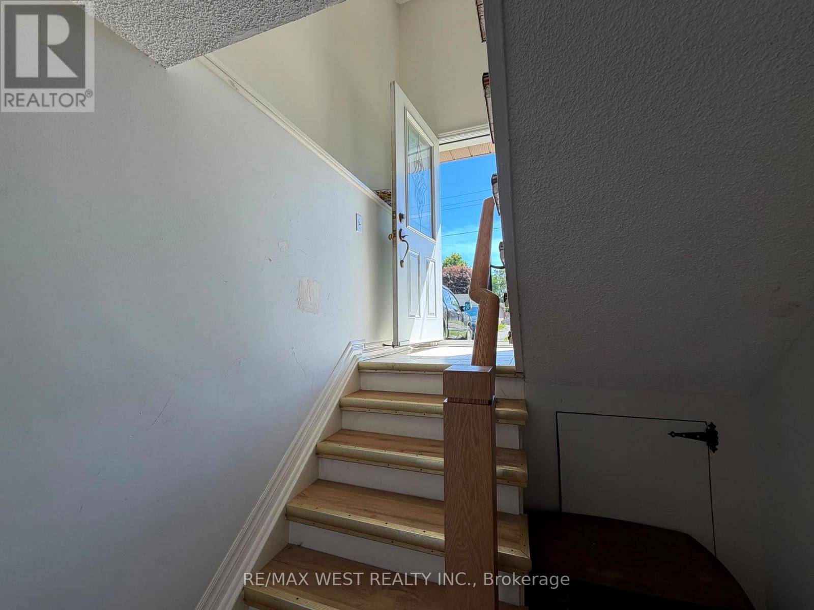 Lower - 1191 Simcoe Street S, Oshawa, Ontario  L1H 4M1 - Photo 11 - E13685050