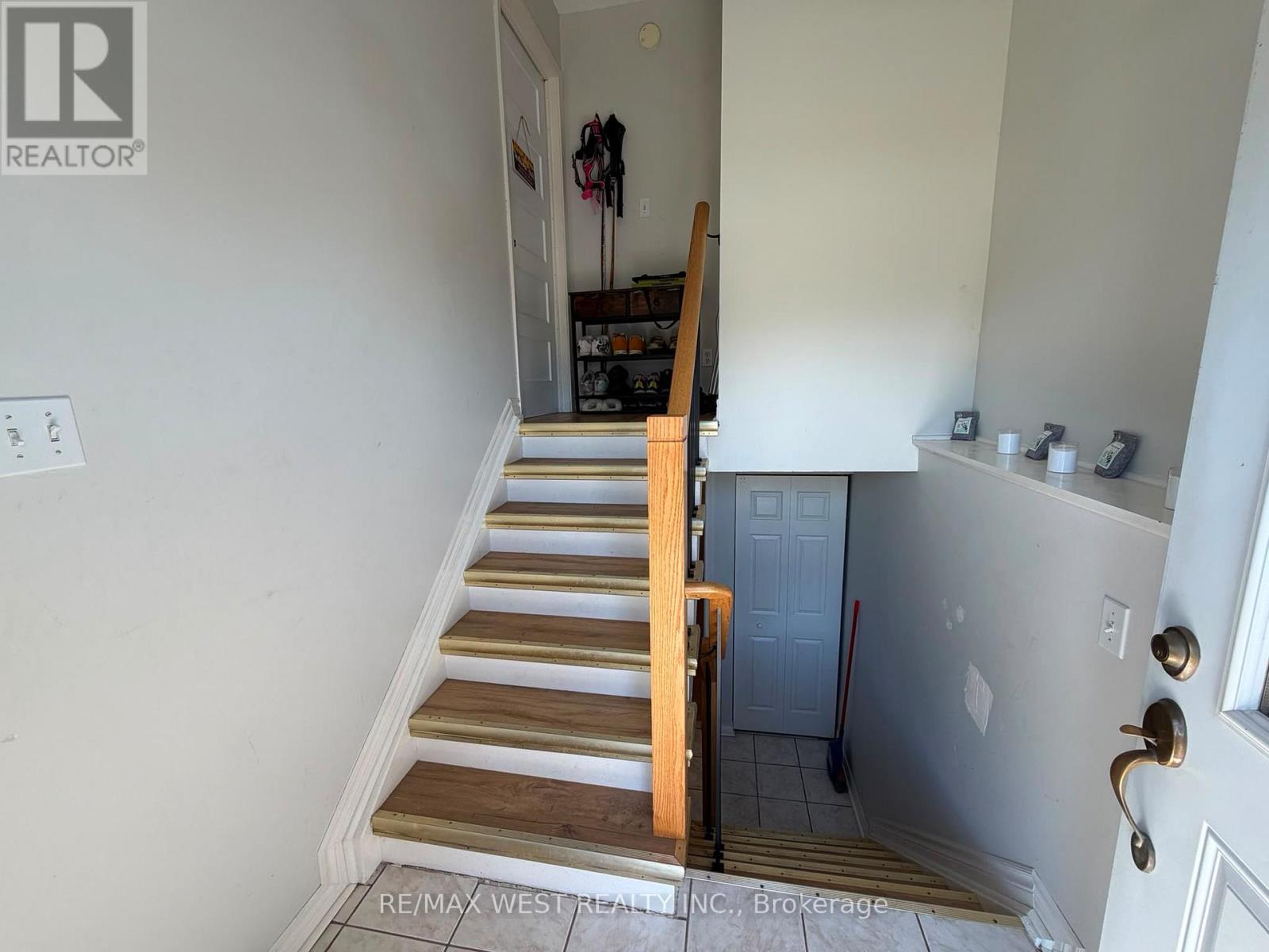 Lower - 1191 Simcoe Street S, Oshawa, Ontario  L1H 4M1 - Photo 2 - E13685050