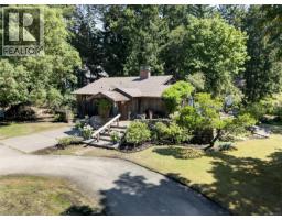 1390 Laurel Rd, North Saanich, British Columbia