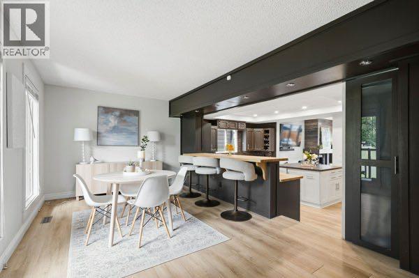 3605 Kerry Park Road SW, Calgary, Alberta  T3E 4S5 - Photo 5 - A2337050