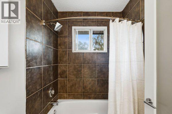 3605 Kerry Park Road SW, Calgary, Alberta  T3E 4S5 - Photo 30 - A2337050