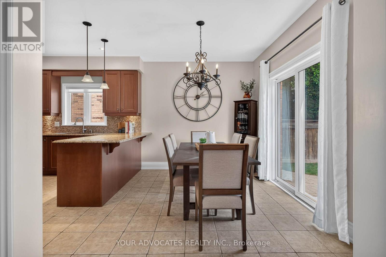 228 Twin Hills Acres, Vaughan, Ontario  L4H 0H4 - Photo 12 - N13684972