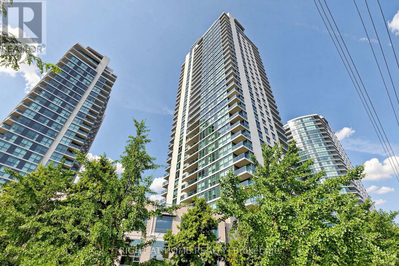 109 - 225 SHERWAY GARDENS ROAD, Toronto, Ontario