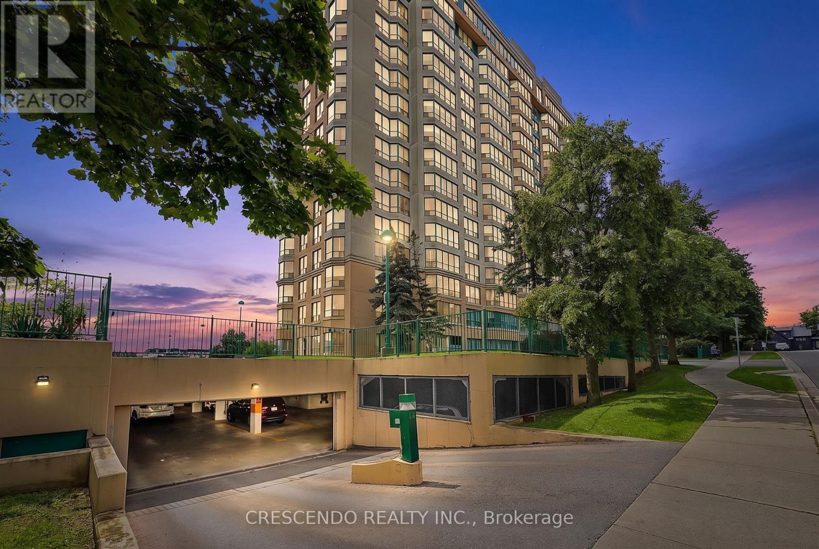 201 - 100 MILLSIDE DRIVE, Milton, Ontario
