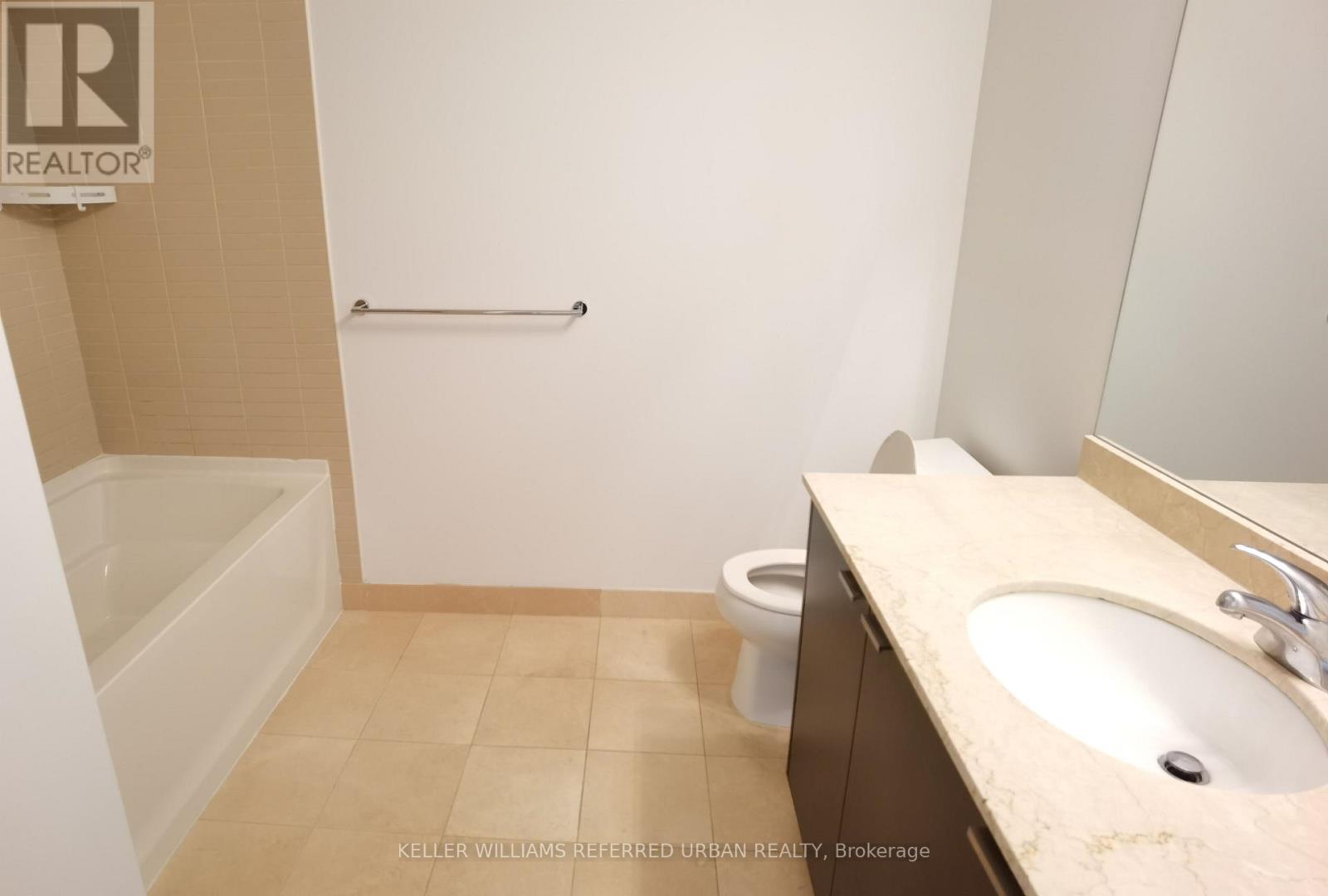 422 - 35 Hayden Street, Toronto, Ontario  M4Y 3C3 - Photo 9 - C13682678