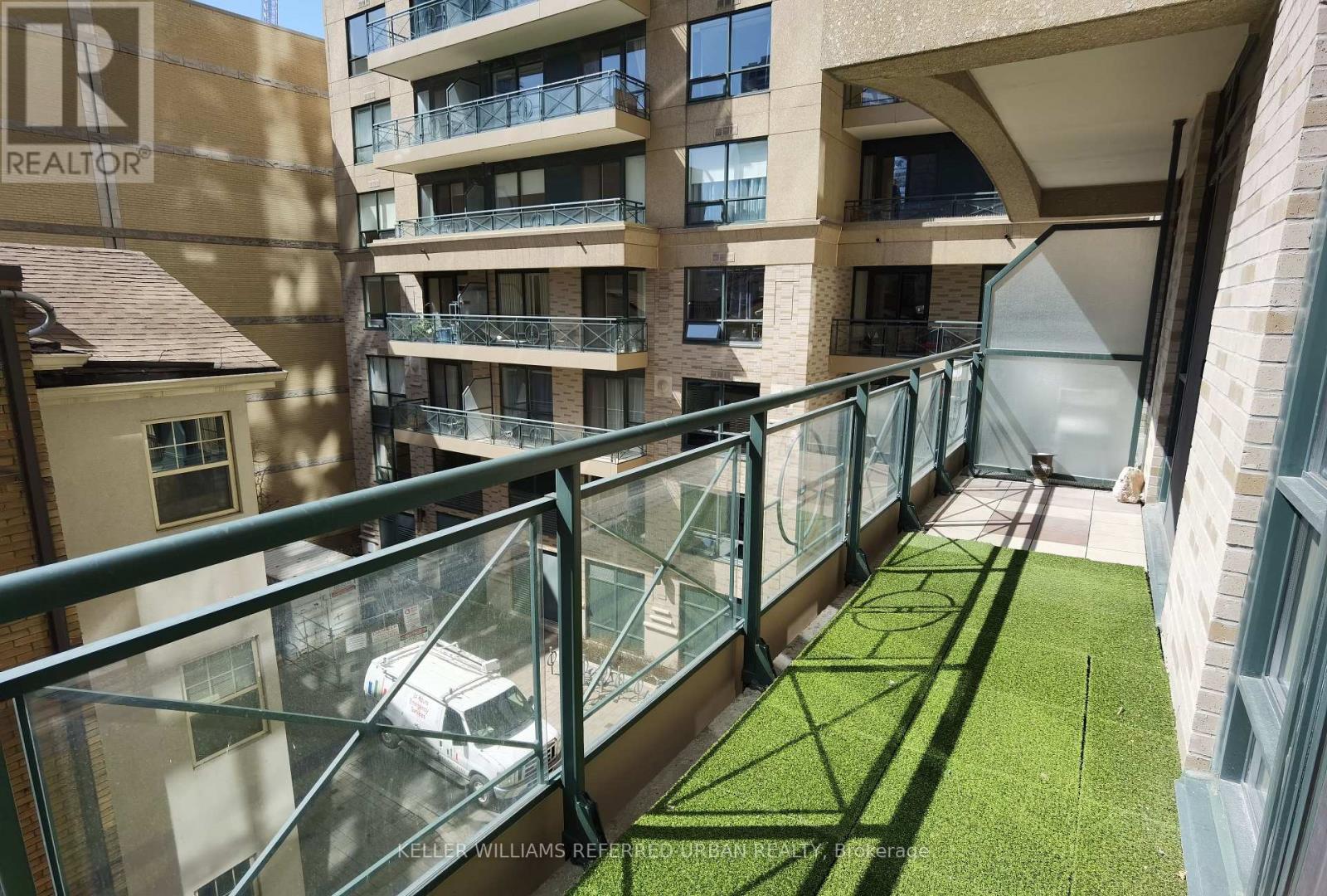 422 - 35 Hayden Street, Toronto, Ontario  M4Y 3C3 - Photo 11 - C13682678