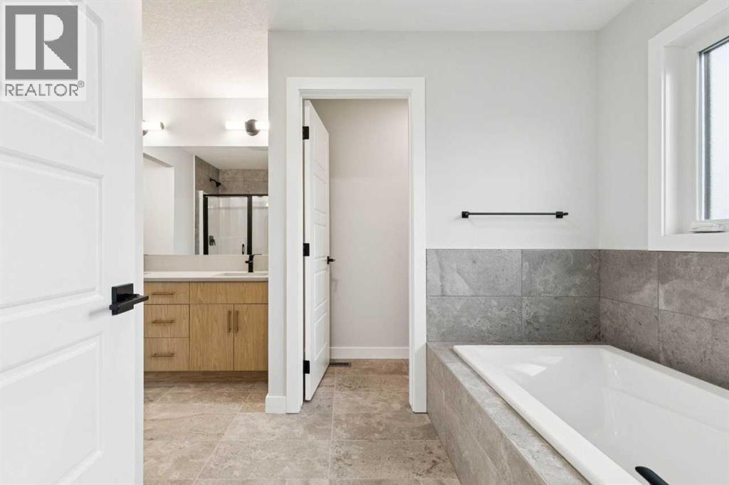 97 Creekstone Hill SW, Calgary, Alberta  T2X 5G3 - Photo 29 - A2306344