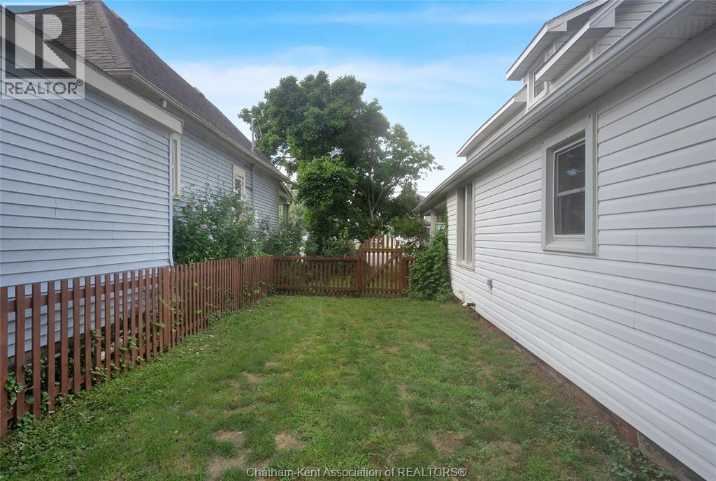 273 St Clair Street, Chatham, Ontario  N7L 3J8 - Photo 42 - 26019925