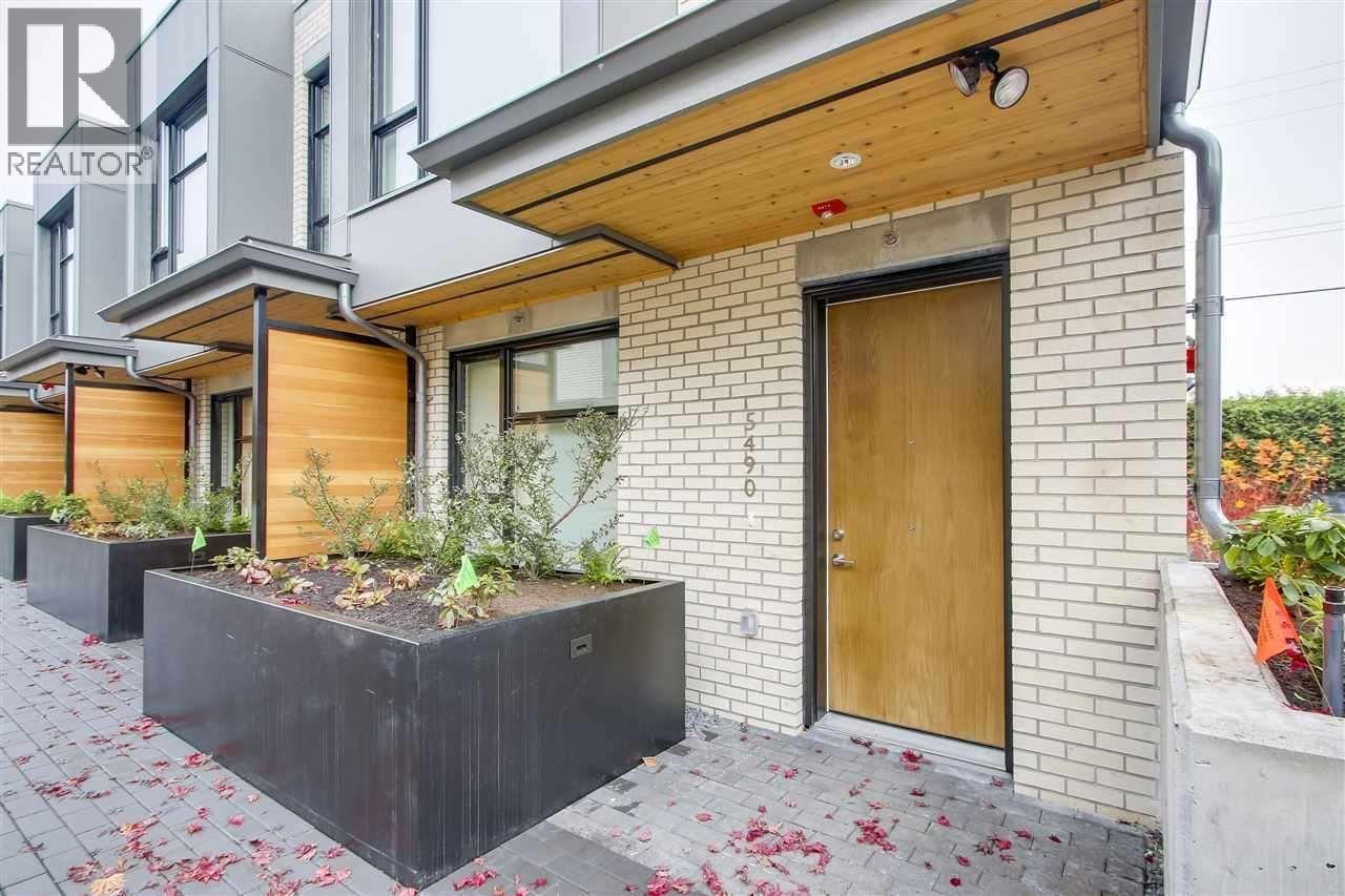 5490 OAK STREET, Vancouver, British Columbia