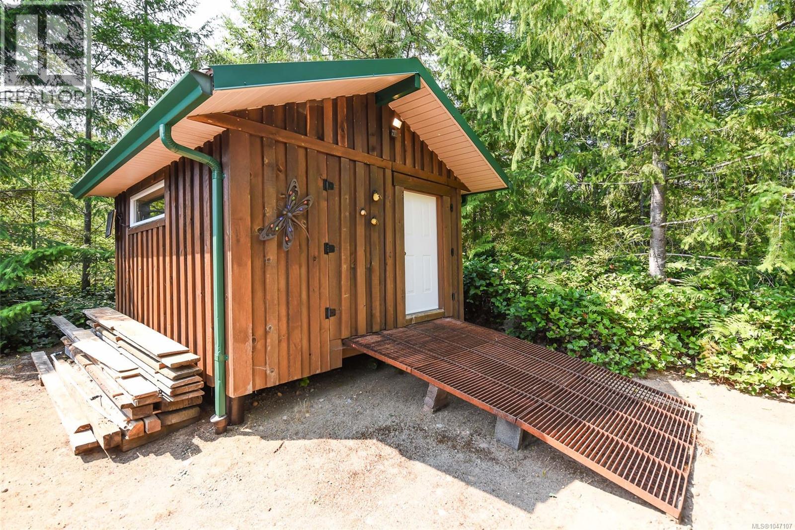 1131 Hecker Rd, Merville, British Columbia  V0R 2M0 - Photo 26 - 1047107