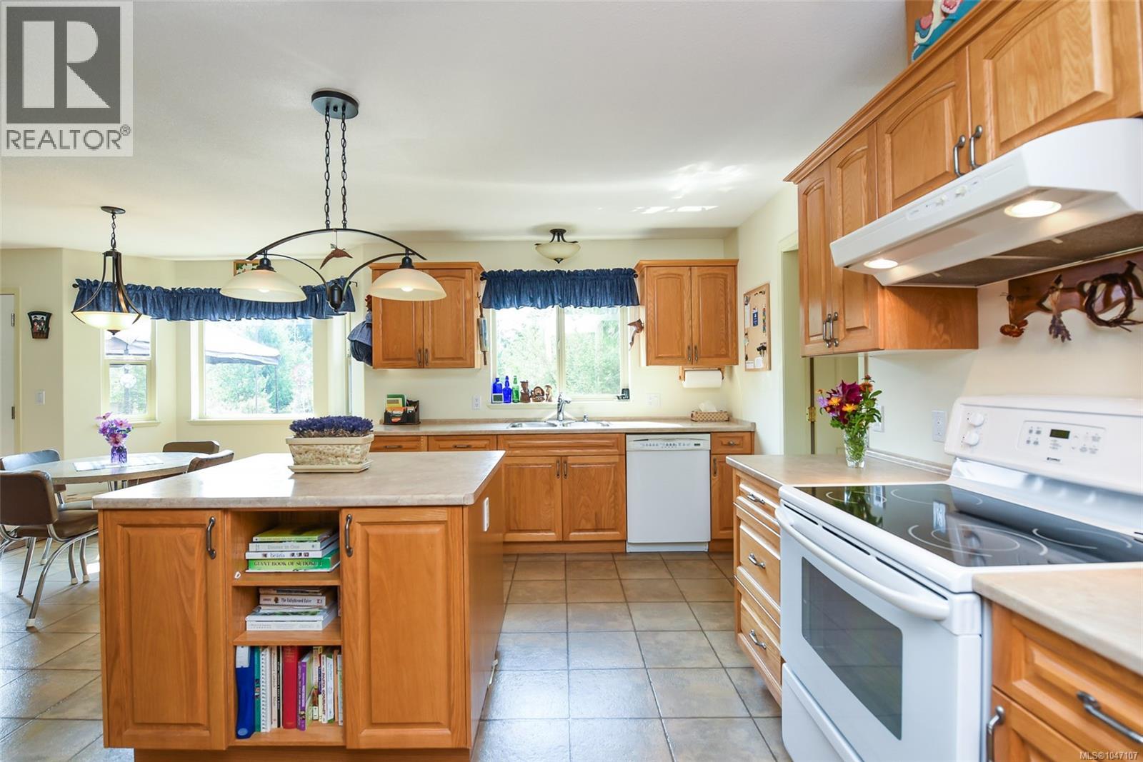 1131 Hecker Rd, Merville, British Columbia  V0R 2M0 - Photo 40 - 1047107