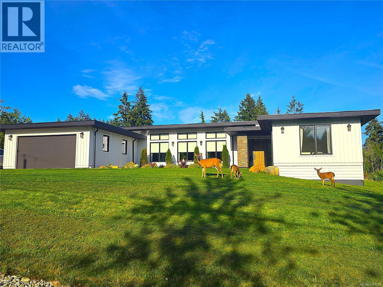 6153 Tebo St, Port Alberni, British Columbia