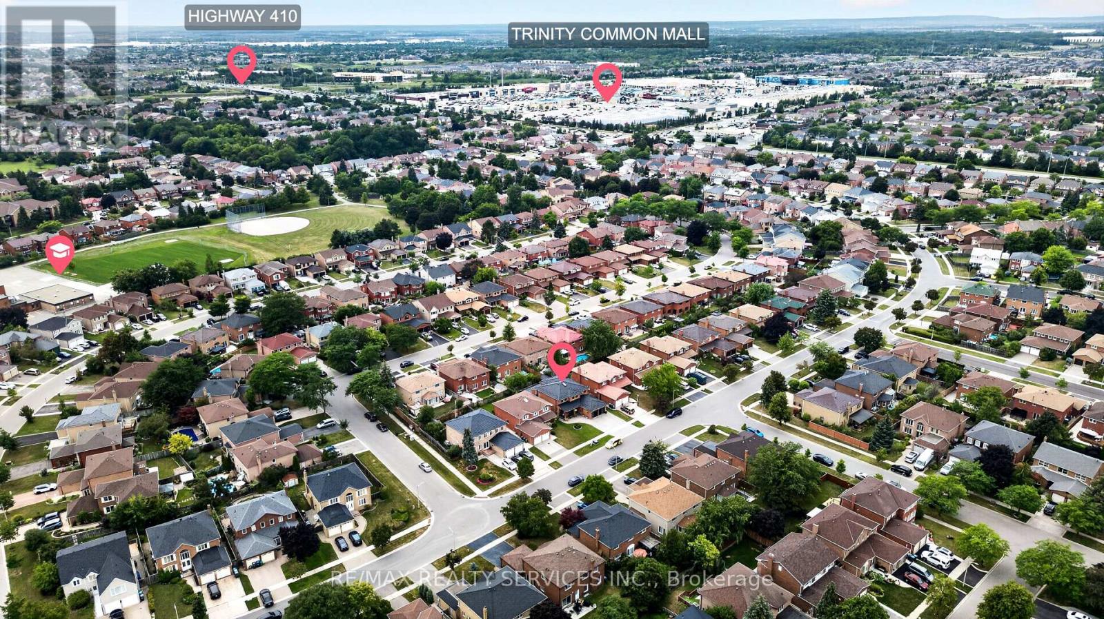 21 Newport Street, Brampton, Ontario  L6S 4N1 - Photo 3 - W13683530