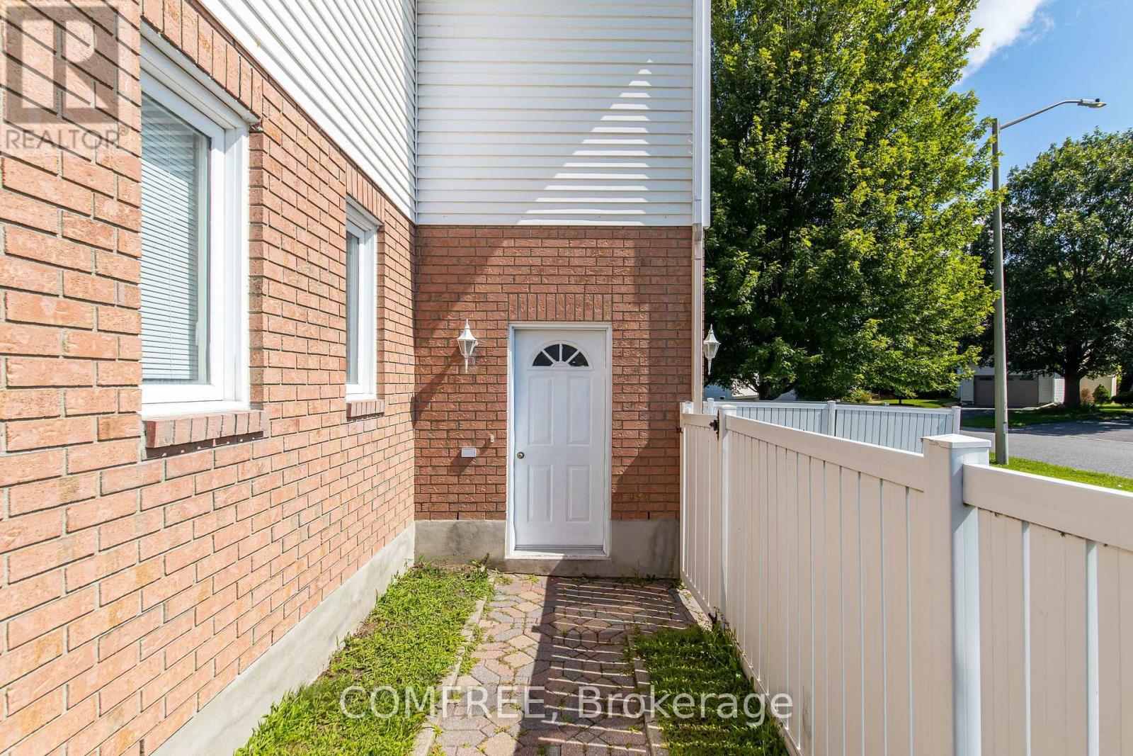 1226 Matheson Road, Ottawa, Ontario K1J 1A7 - Photo 5 - X13640928