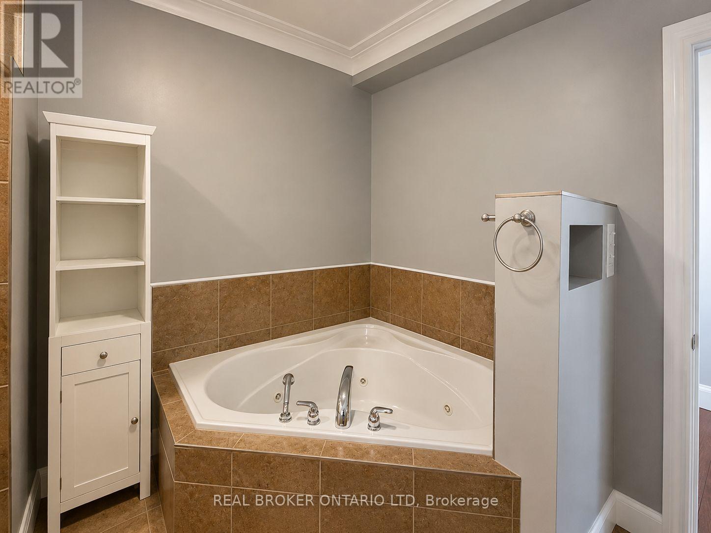 281 Grosvenor Street S, London East, Ontario  N6A 1Y9 - Photo 8 - X13685092