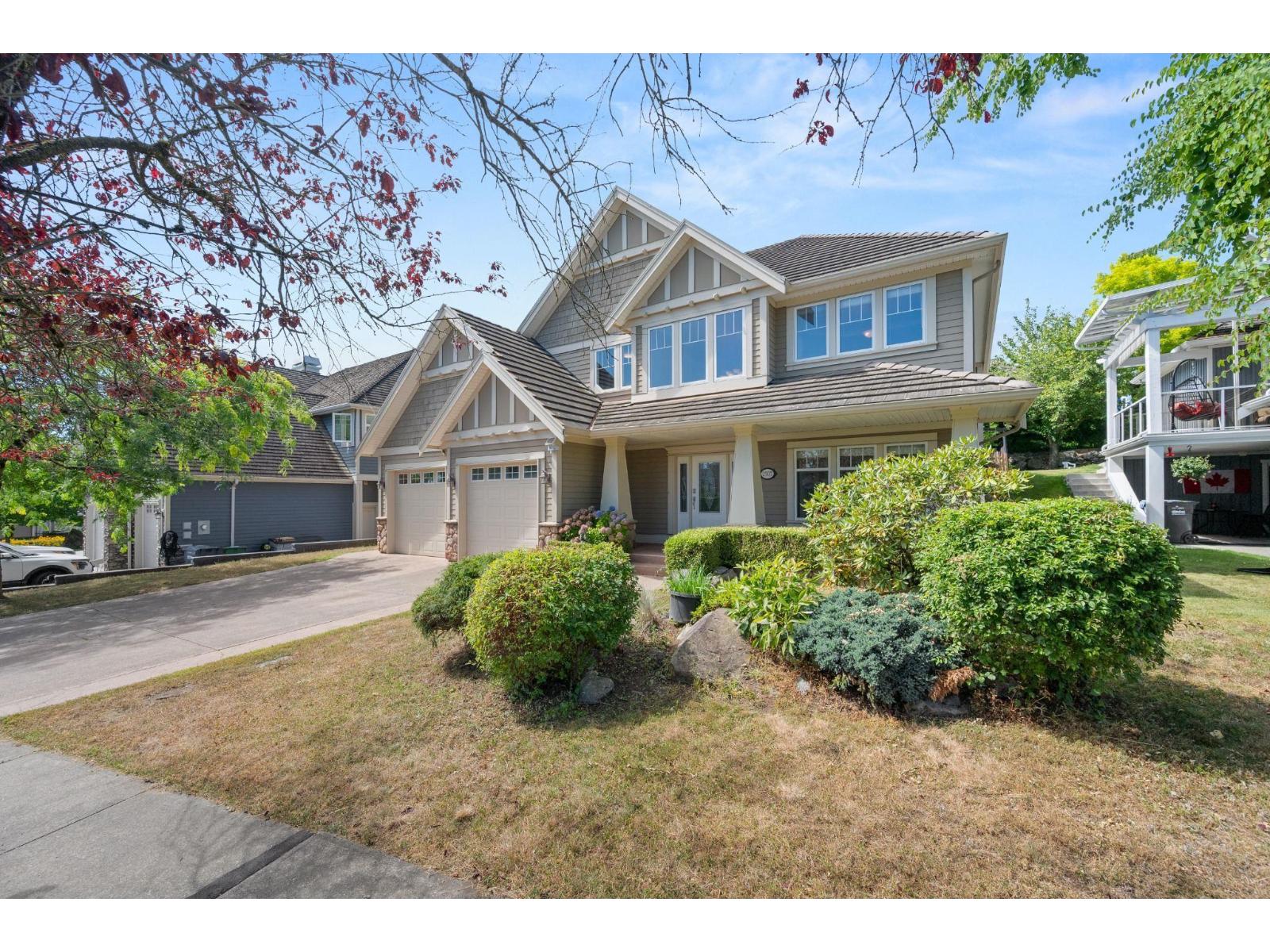 2507 Eagle Mountain Drive, Abbotsford, British Columbia  V3G 3A1 - Photo 2 - R3156175