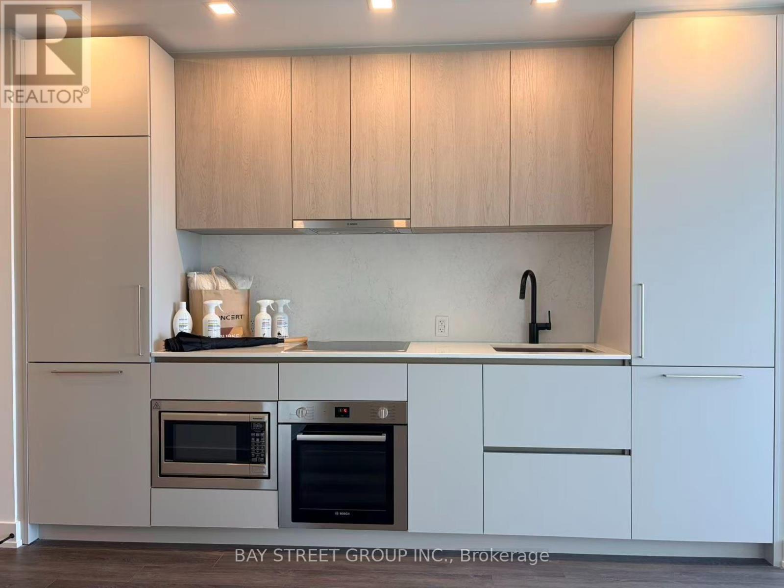 4710 - 609 Sherbourne Street, Toronto, Ontario  M4X 0A4 - Photo 6 - C13683012