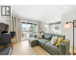 304 1825 W 8TH AVENUE, Vancouver, British Columbia
