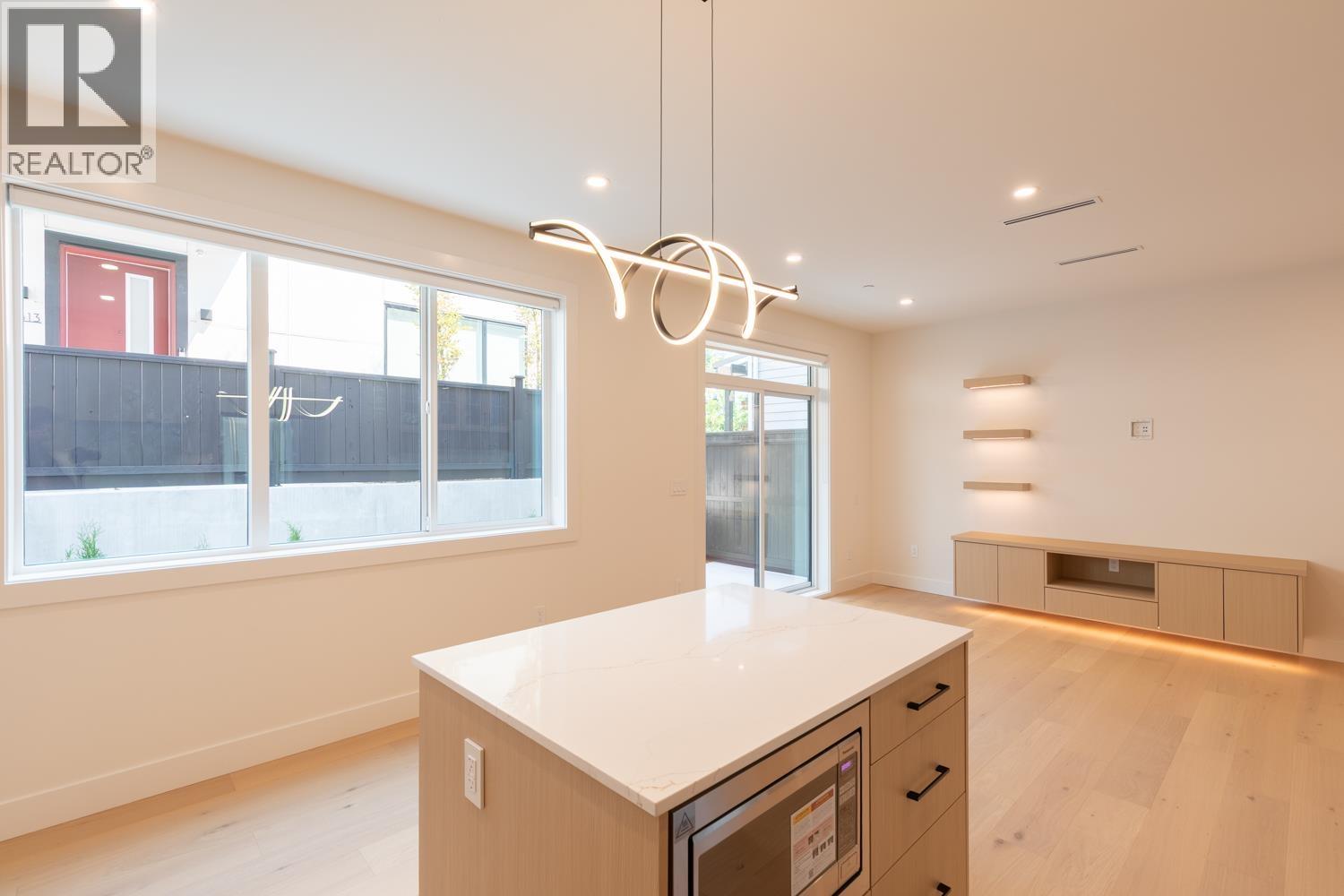 2 3615 Turner Street, Vancouver, British Columbia  V5K 2J2 - Photo 10 - R3156505