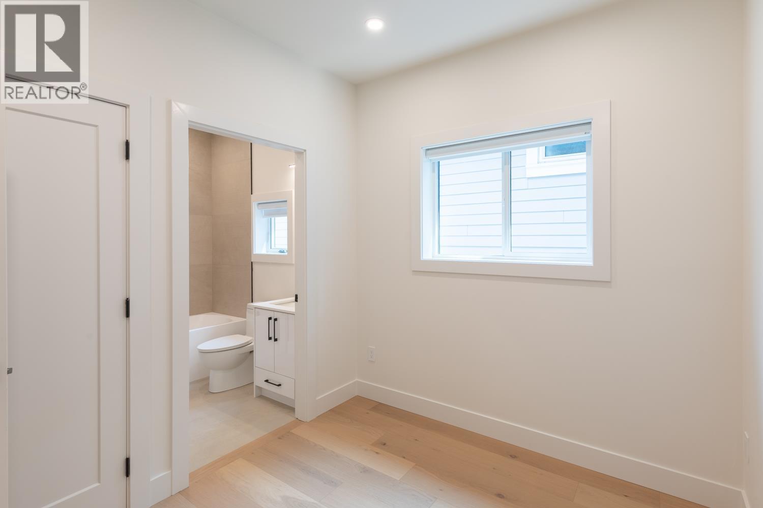2 3615 Turner Street, Vancouver, British Columbia  V5K 2J2 - Photo 14 - R3156505