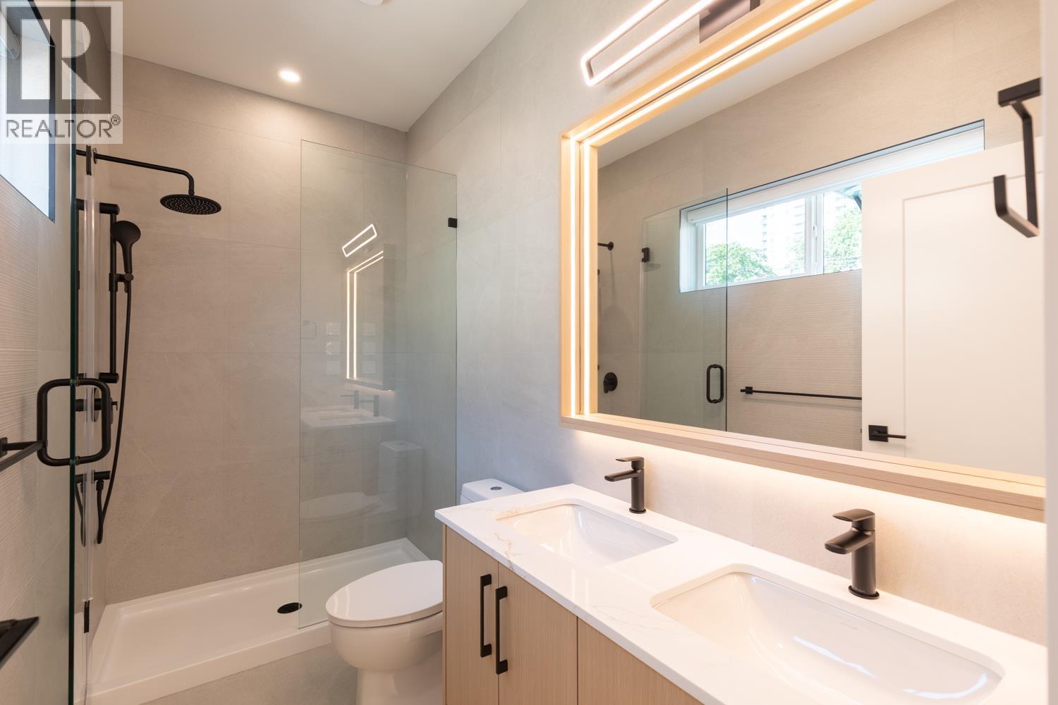 2 3615 Turner Street, Vancouver, British Columbia  V5K 2J2 - Photo 20 - R3156505