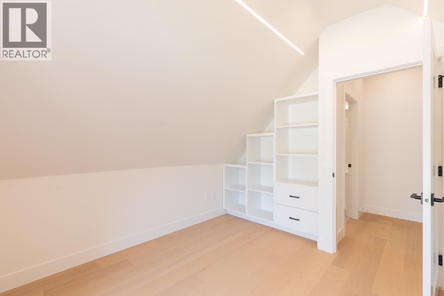 2 3615 Turner Street, Vancouver, British Columbia  V5K 2J2 - Photo 26 - R3156505