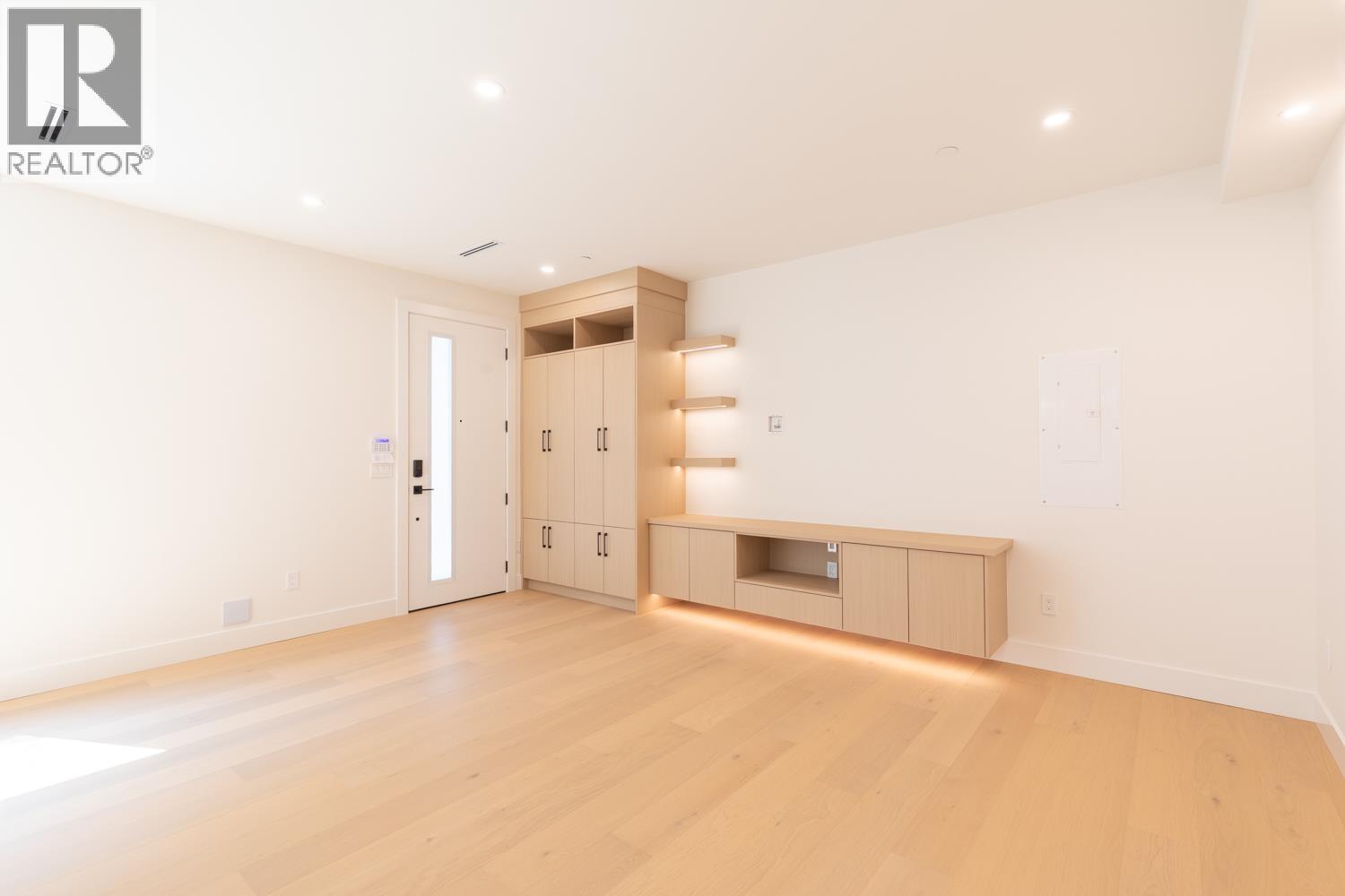 3 3615 Turner Street, Vancouver, British Columbia  V5K 2J2 - Photo 12 - R3156506