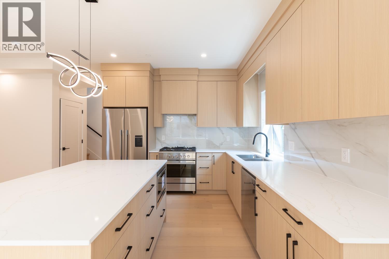 3 3615 Turner Street, Vancouver, British Columbia  V5K 2J2 - Photo 9 - R3156506