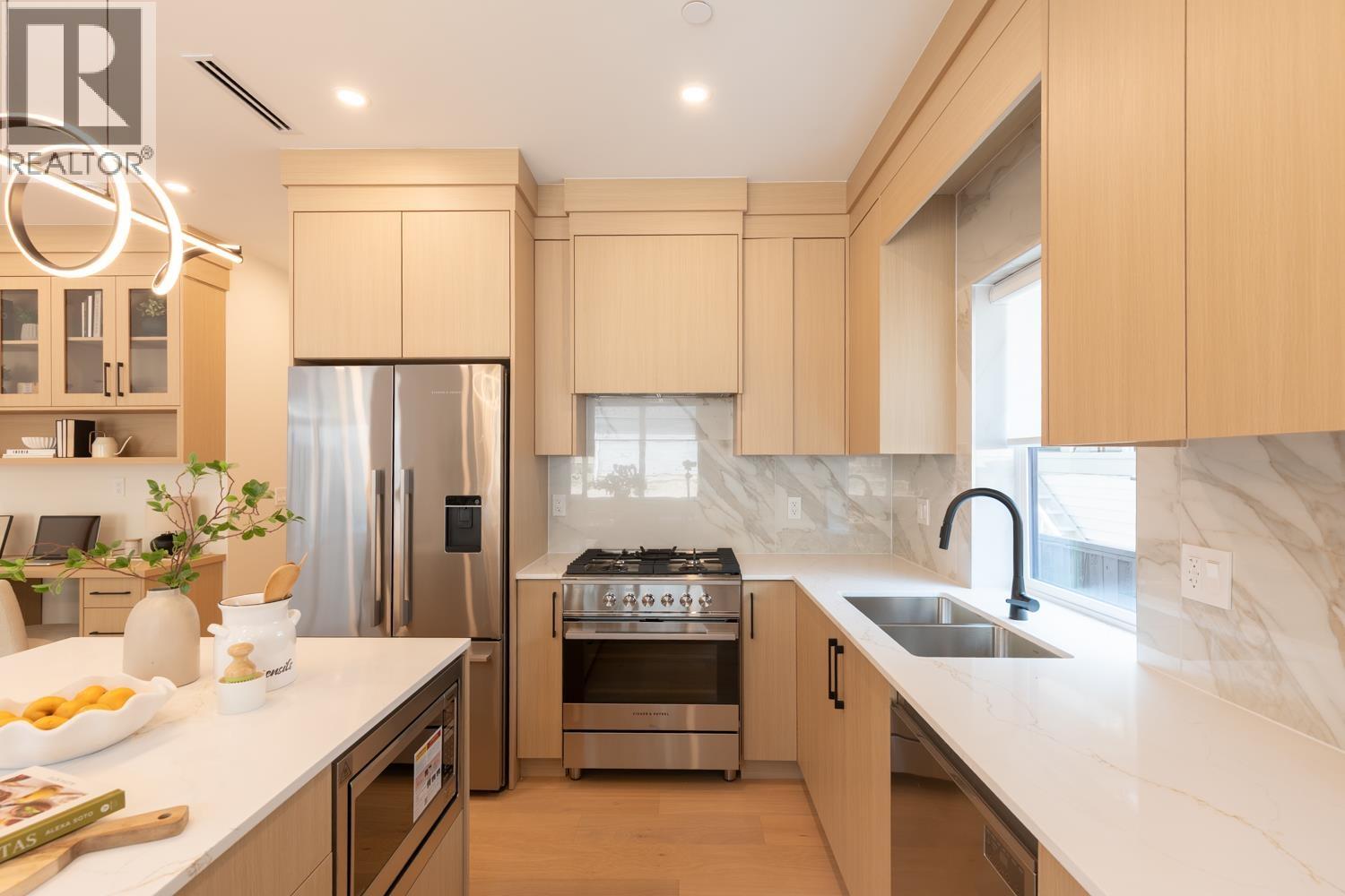 4 3615 Turner Street, Vancouver, British Columbia  V5K 2J2 - Photo 9 - R3156507