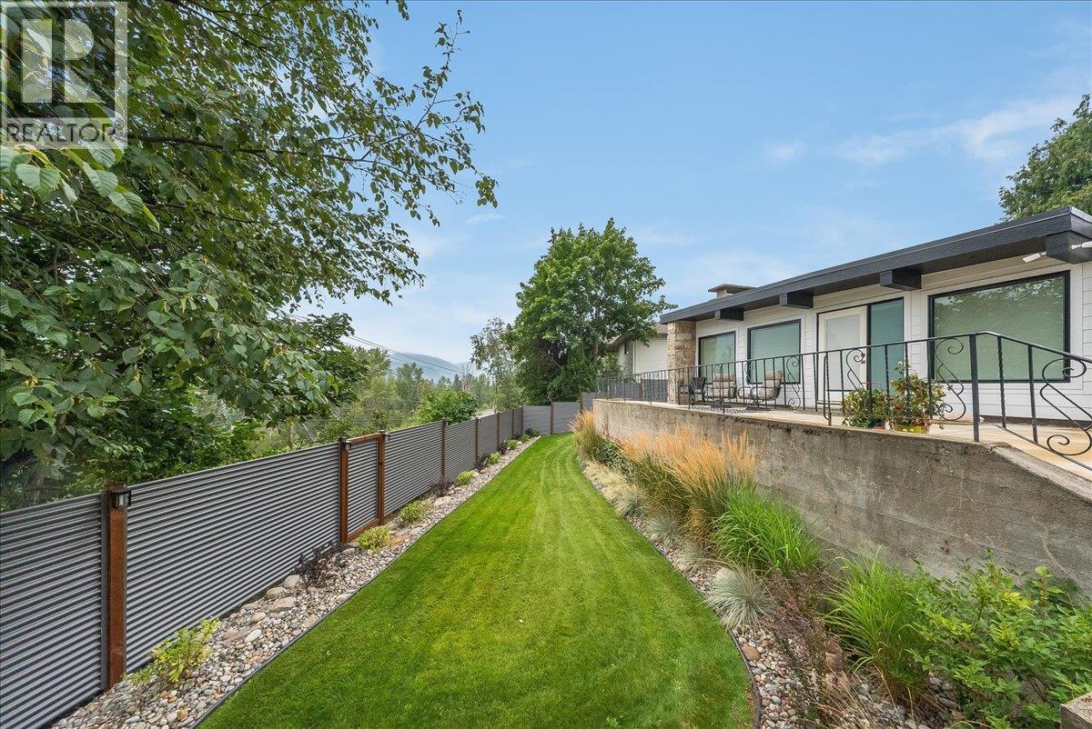 3429 8th Avenue, Castlegar, British Columbia  V1N 4L1 - Photo 61 - 10398040