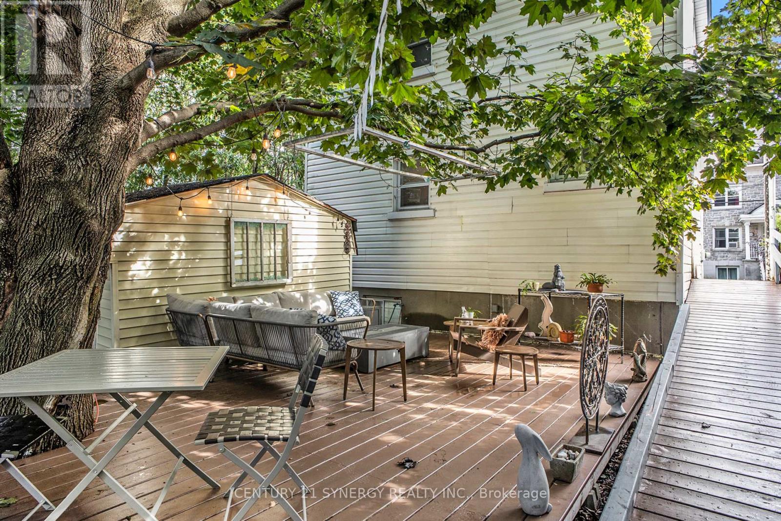 327 Richelieu Avenue, Ottawa, Ontario K1L 6J8 - Photo 4 - X12746712