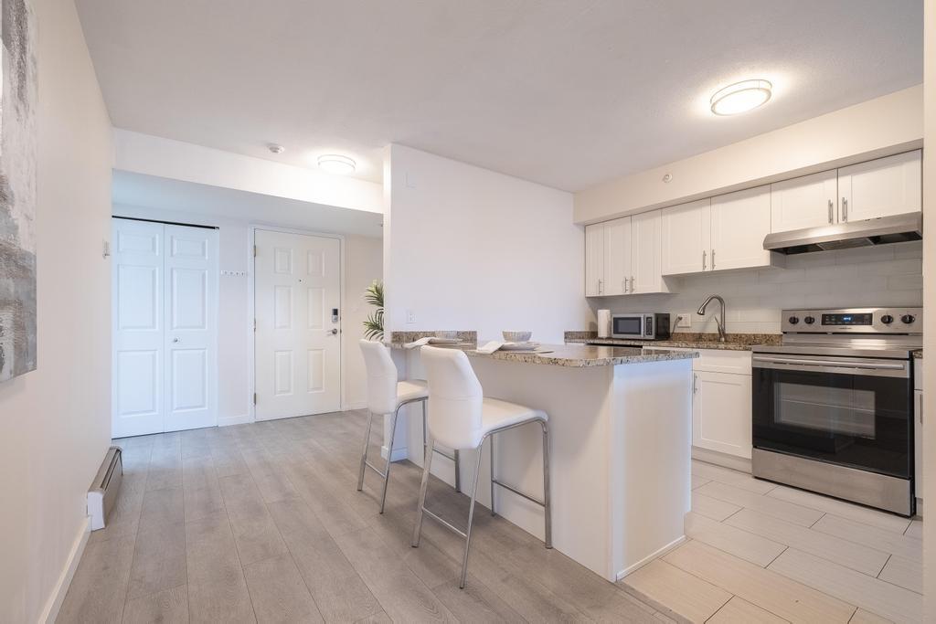 108 15233 Pacific Avenue, White Rock, British Columbia  V4B 1P8 - Photo 3 - R3140900