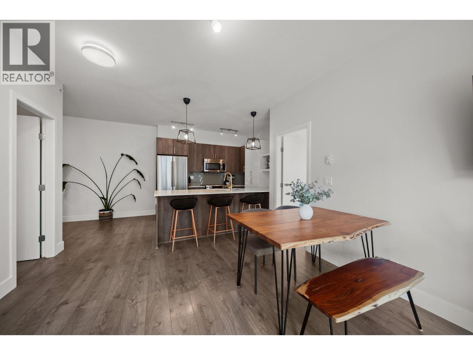 405 630 Como Lake Avenue, Coquitlam, British Columbia  V3J 0E4 - Photo 12 - R3156180