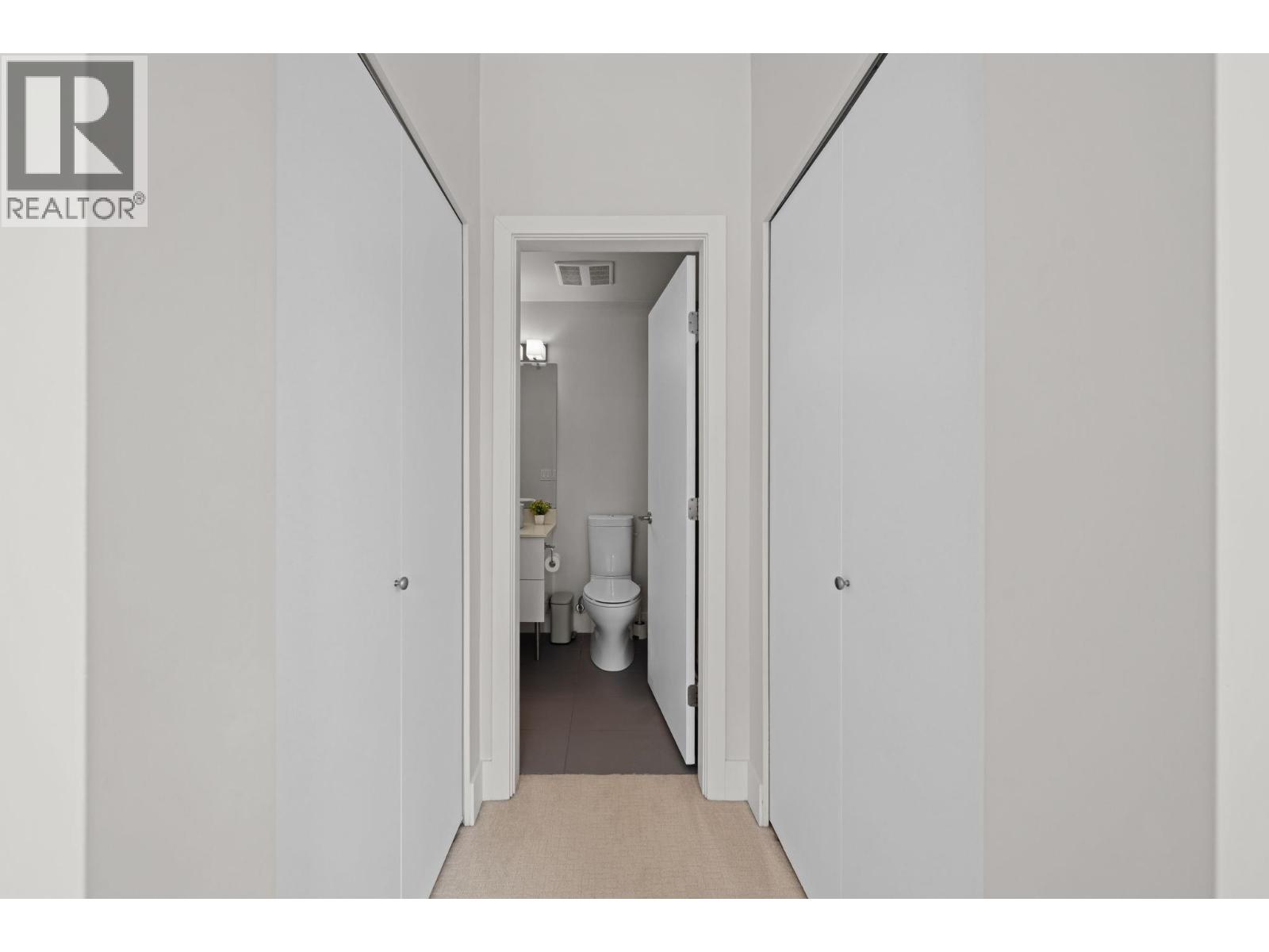 405 630 Como Lake Avenue, Coquitlam, British Columbia  V3J 0E4 - Photo 15 - R3156180