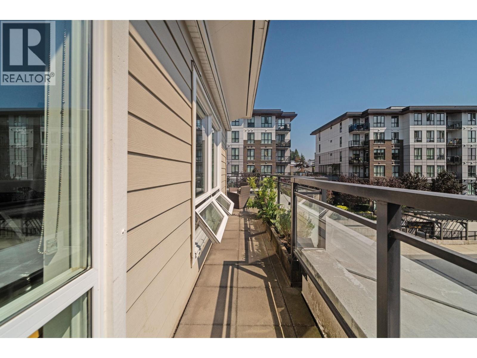 405 630 Como Lake Avenue, Coquitlam, British Columbia  V3J 0E4 - Photo 10 - R3156180