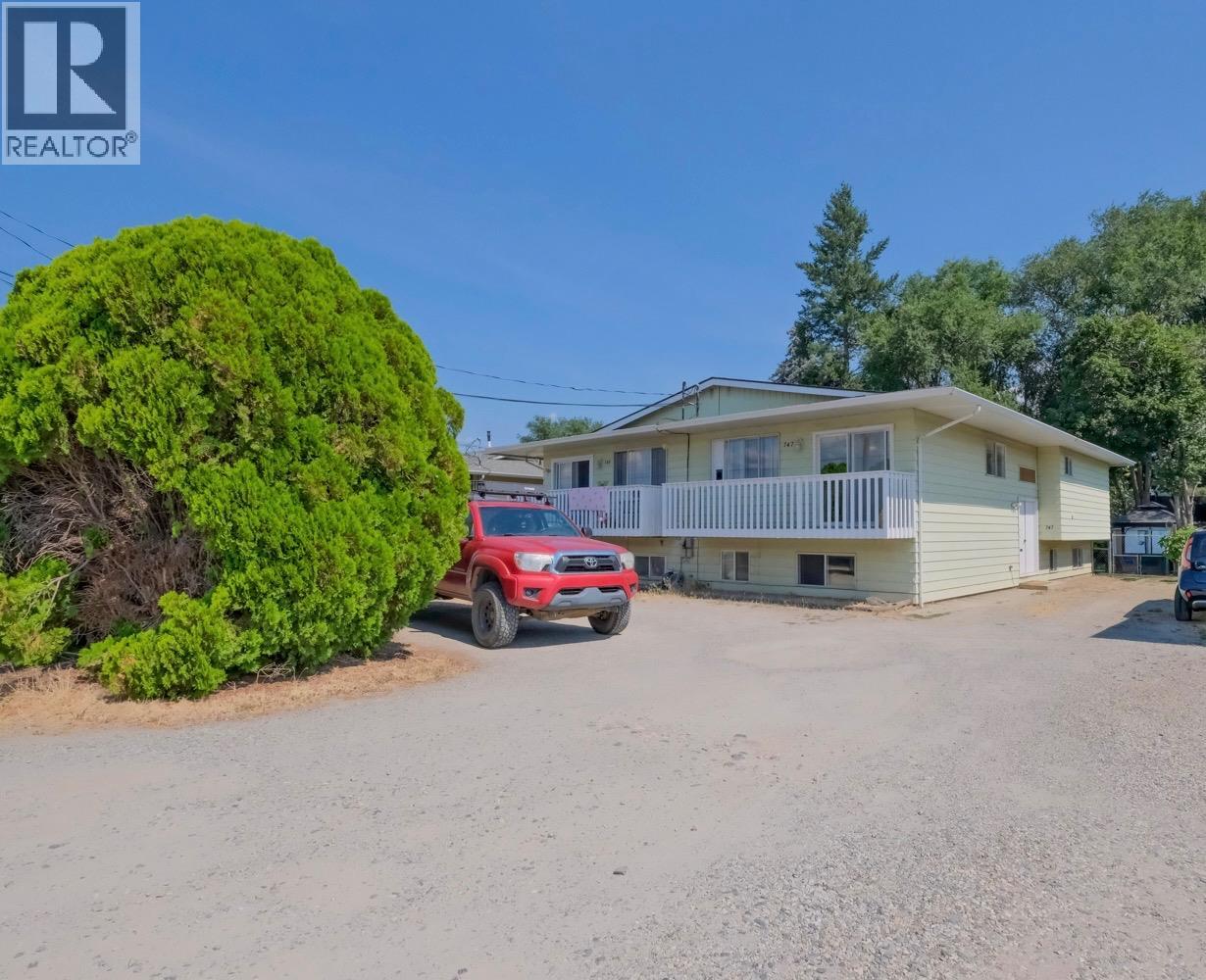 747 Hollywood Road S, Kelowna, British Columbia