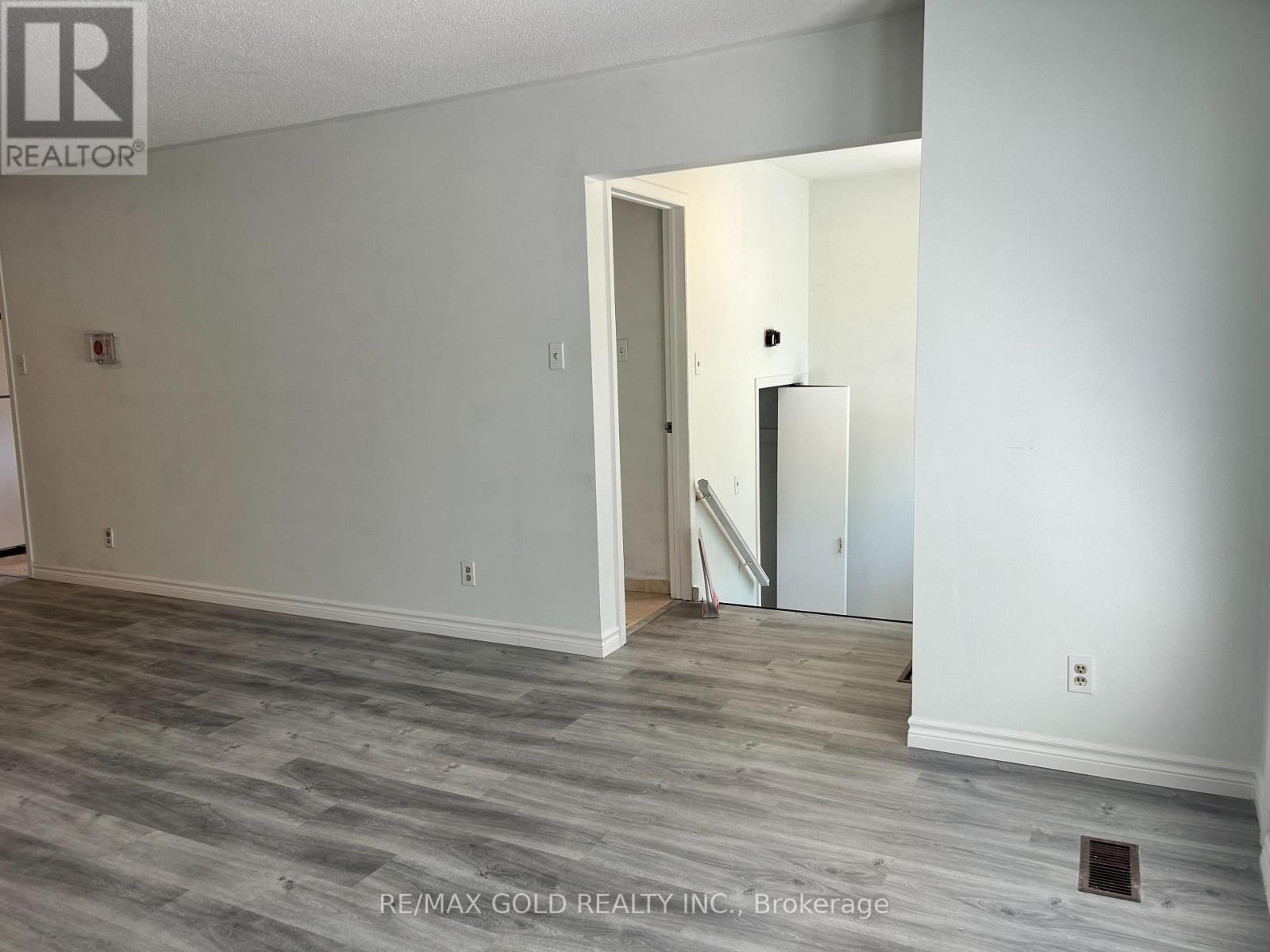 38 Achill Crescent, Mississauga, Ontario  L5B 1L1 - Photo 9 - W13551996