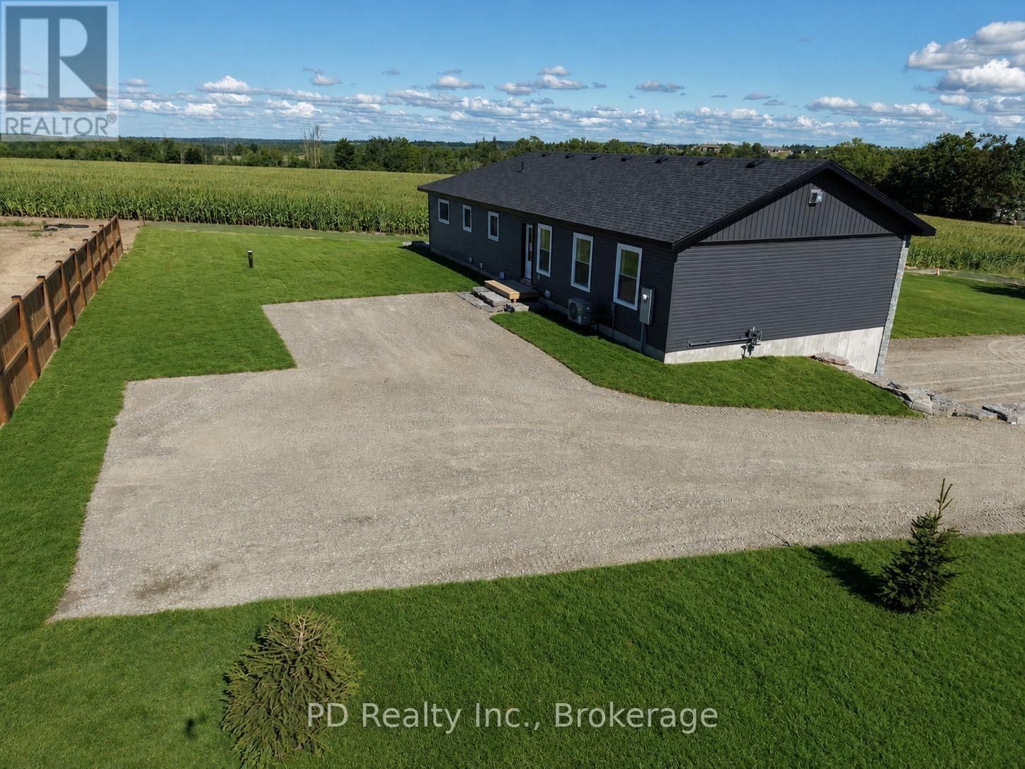 2467 Queen Mary Street, Cavan Monaghan, Ontario  L0A 1C0 - Photo 10 - X12954766