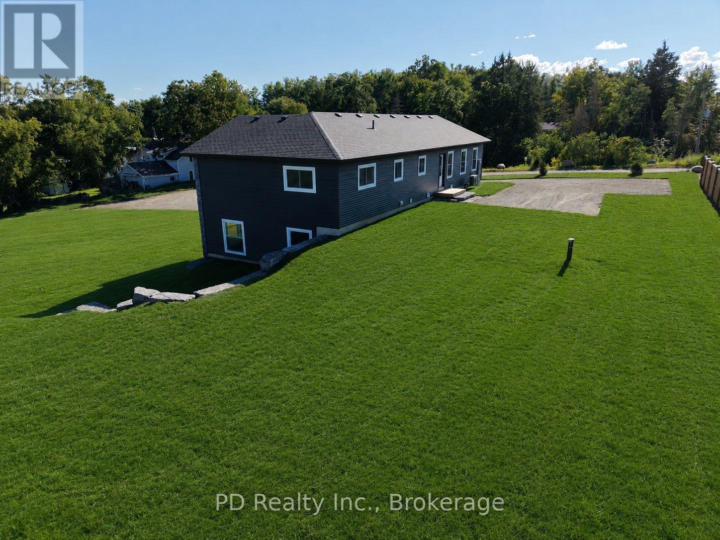 2467 Queen Mary Street, Cavan Monaghan, Ontario  L0A 1C0 - Photo 7 - X12954766