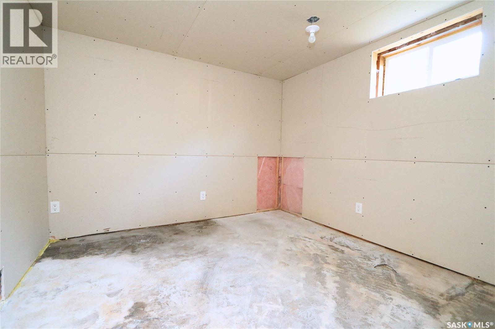 209 Myrtle Avenue, Yorkton, Saskatchewan  S3N 1R3 - Photo 34 - SK045823