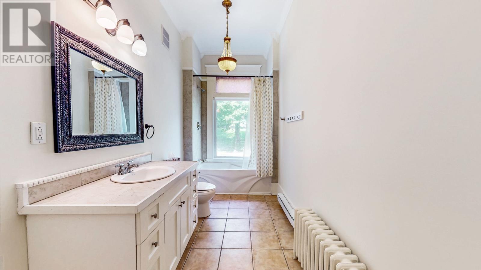 7 Topsail Road, St. John's — photo 14