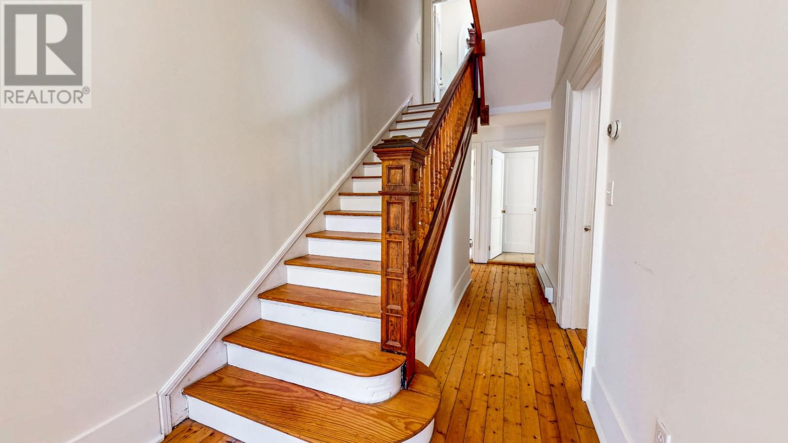 7 Topsail Road, St. John's — photo 15