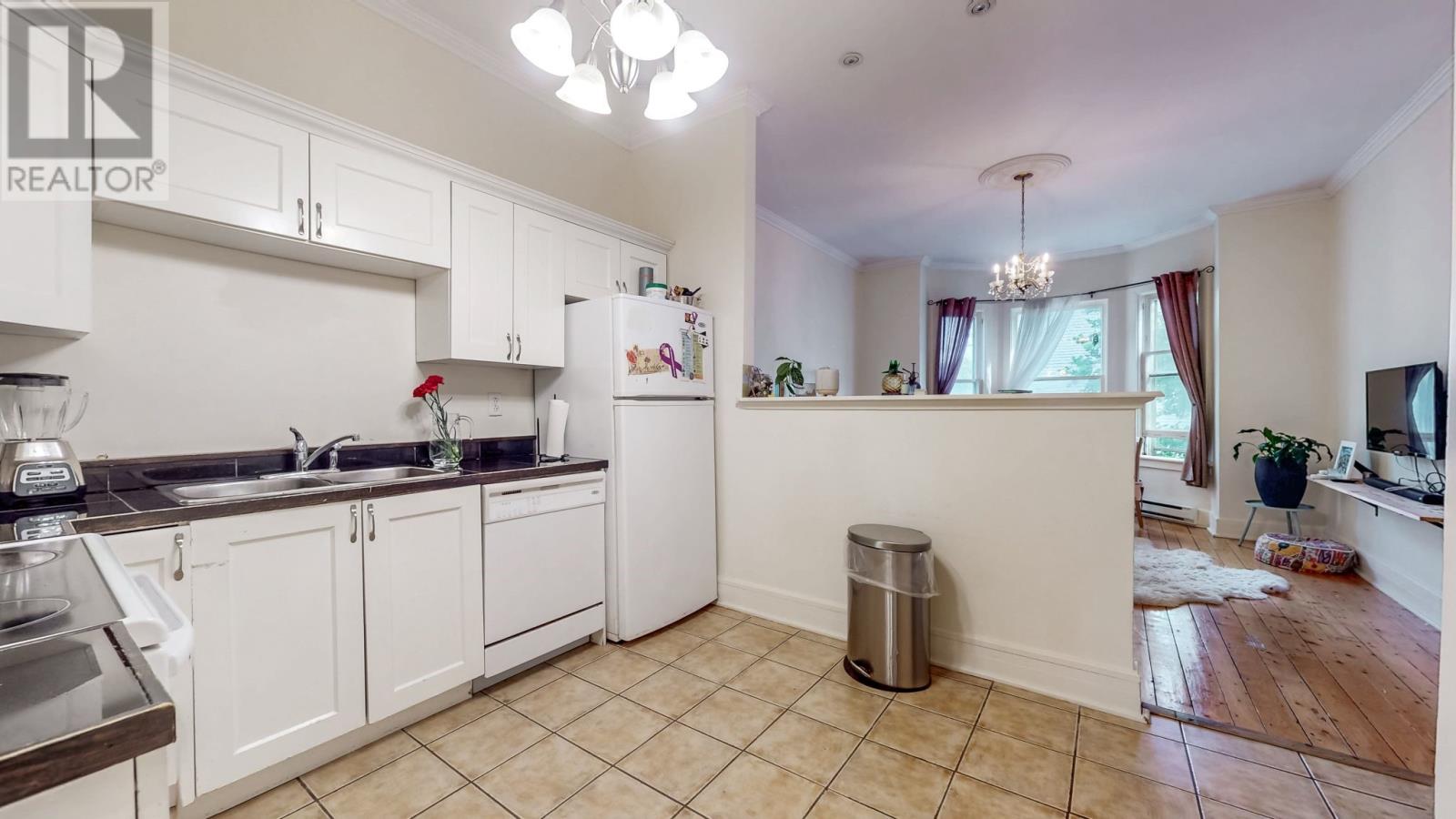 7 Topsail Road, St. John's — photo 25
