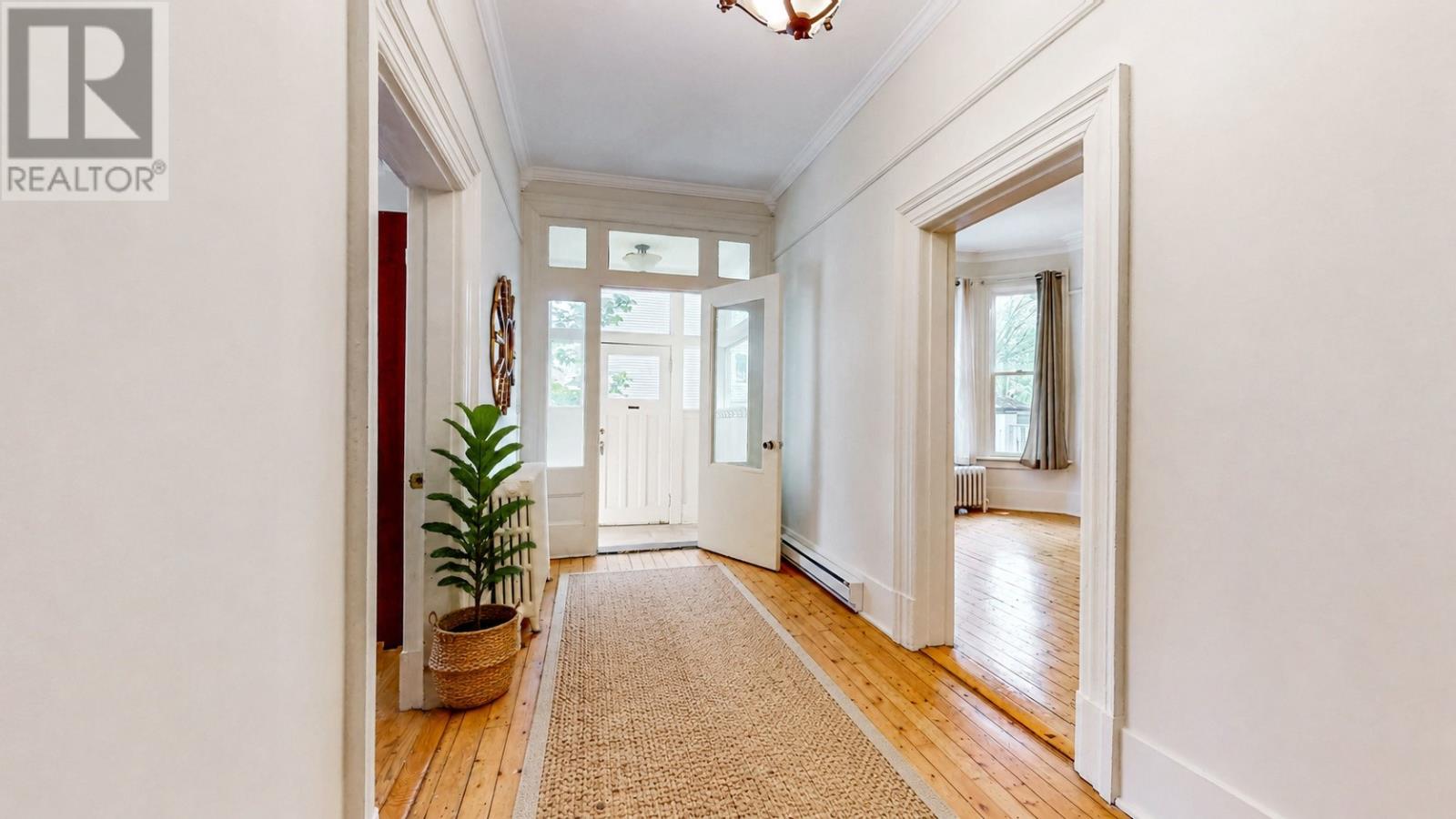 7 Topsail Road, St. John's — photo 4