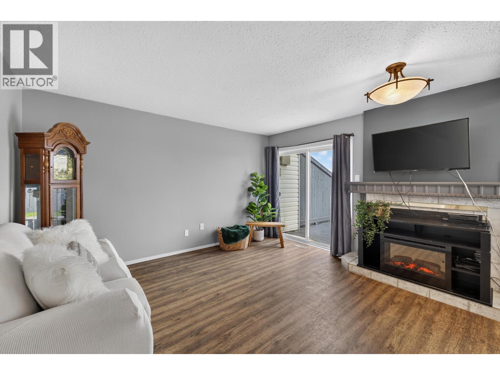 10515 88a Street, Fort St. John, British Columbia  V1J 5X8 - Photo 3 - R3156509
